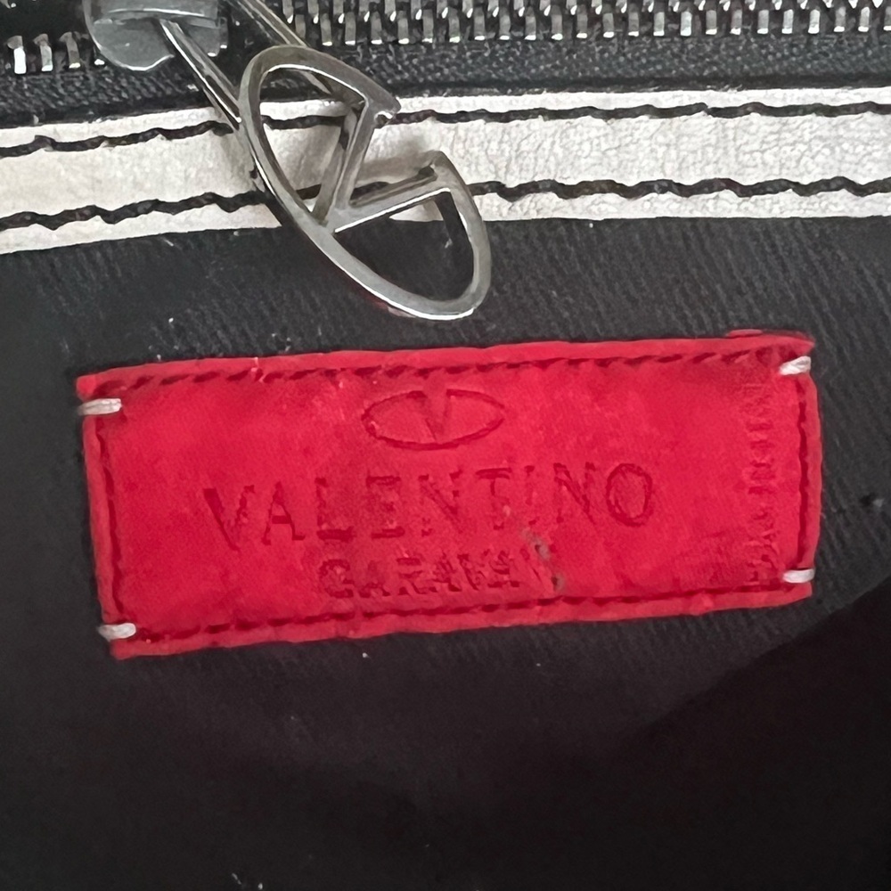 Beige and Black Valentino - Picture 3 of 10